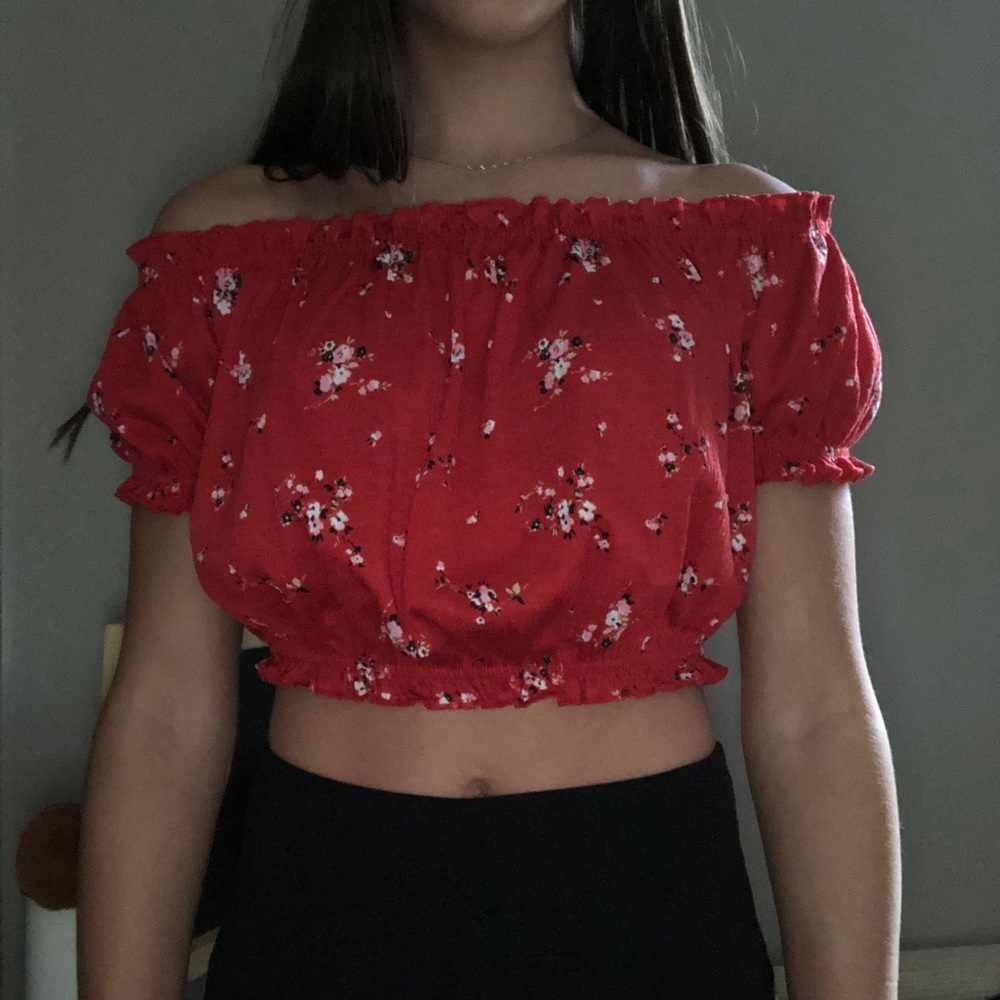 over the shoulder cropped shirt.
